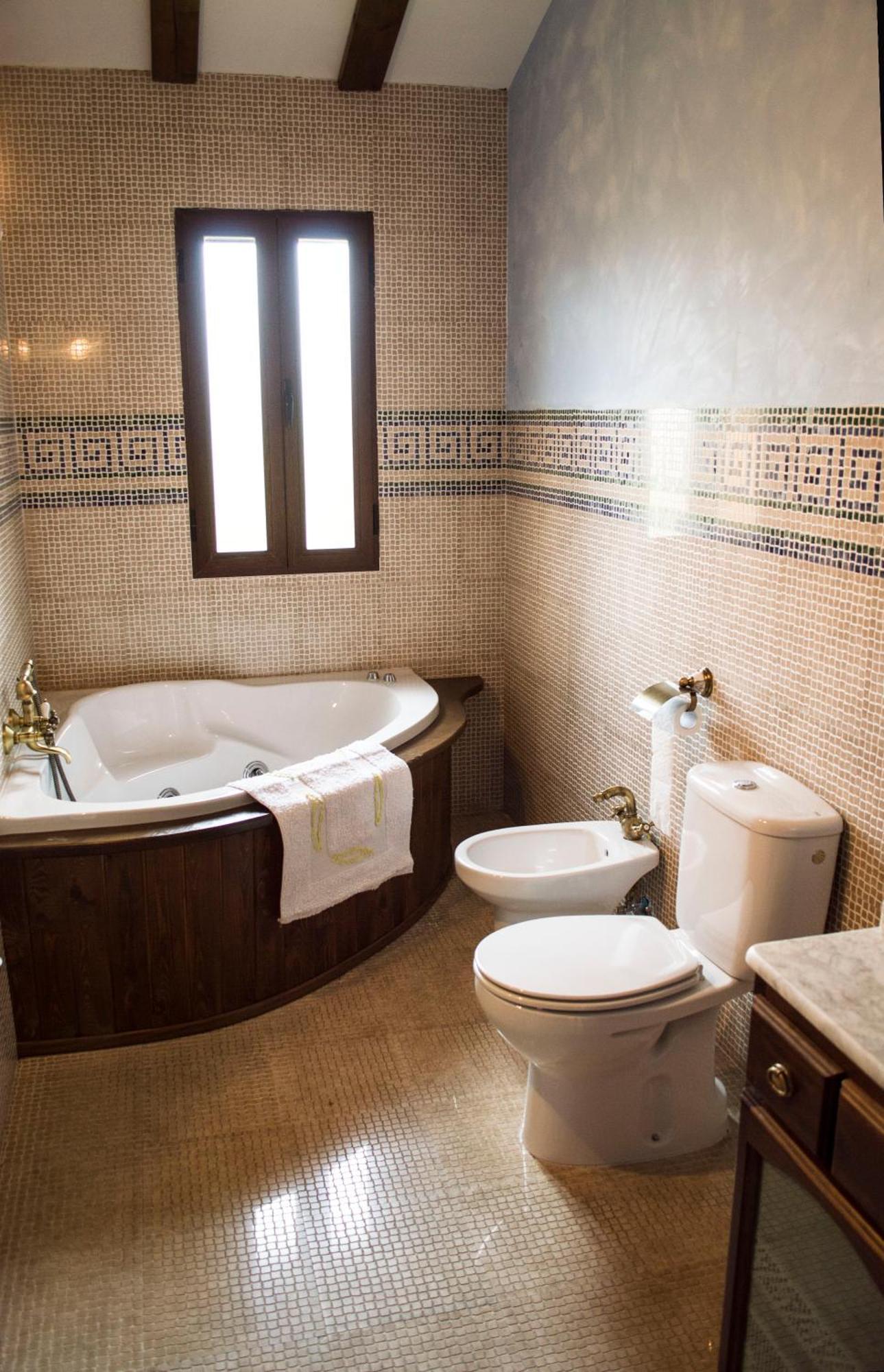 Apartamentos Rurales Alvado Tamajon Luaran gambar