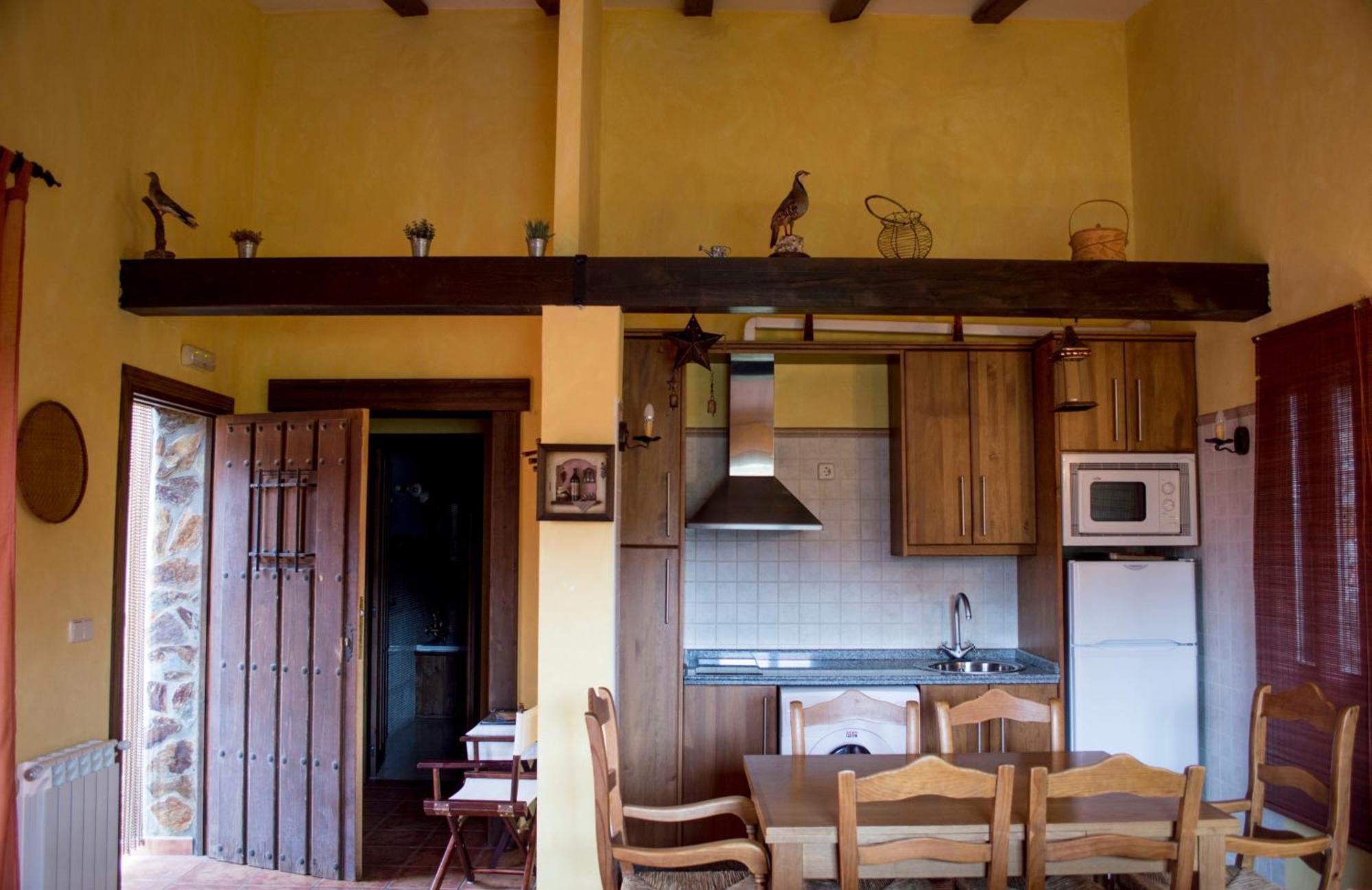 Apartamentos Rurales Alvado Tamajon Luaran gambar
