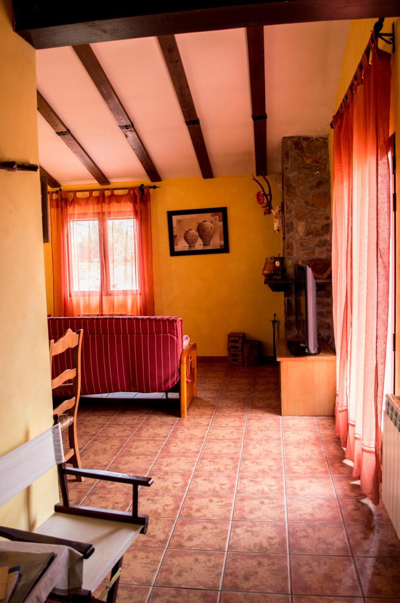 Apartamentos Rurales Alvado Tamajon Luaran gambar